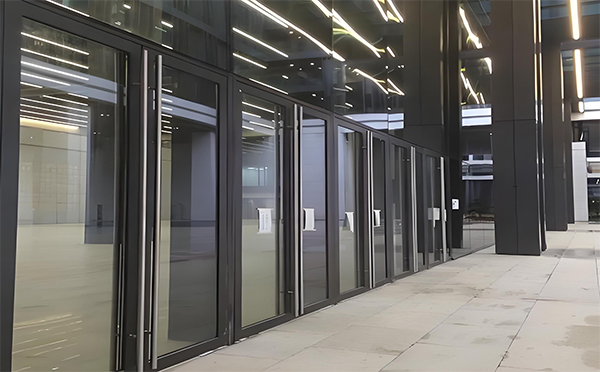 独山子玻璃地弹门 独山子玻璃地弹门