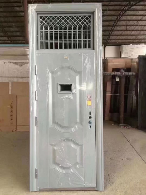 独山子学校教室门