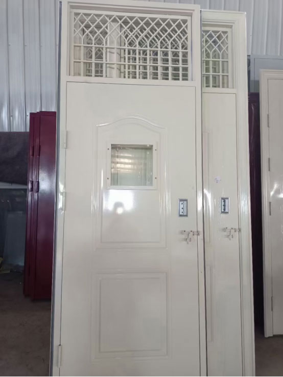 独山子学校教室门 独山子学校教室门