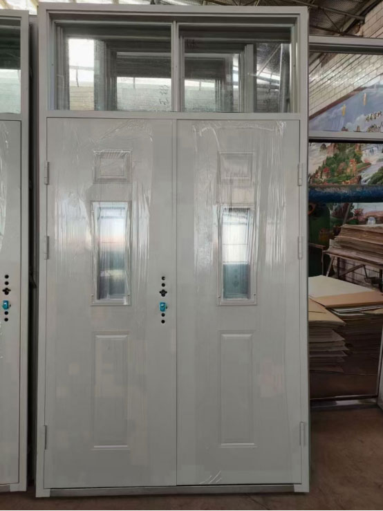 独山子学校教室门