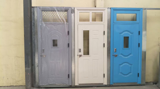 独山子学校教室门