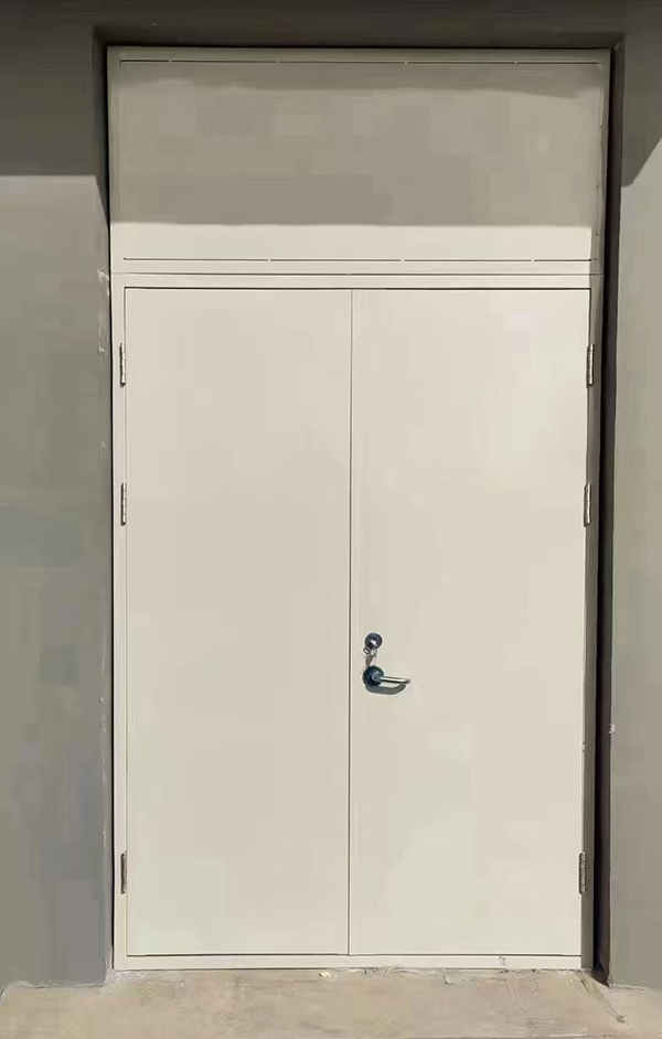 展览馆项目完成大跨度独山子防火门安装